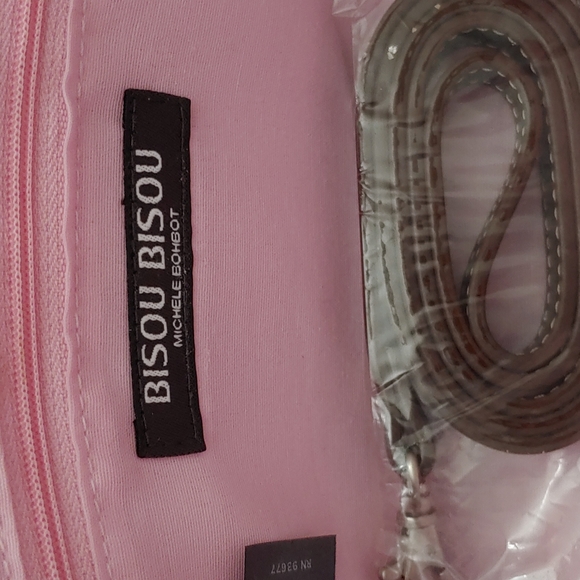 Cutest Baguette ! Bisou Bisou Dark Brown Croc🐊 - Picture 4 of 10